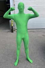 Green Screen, Suit